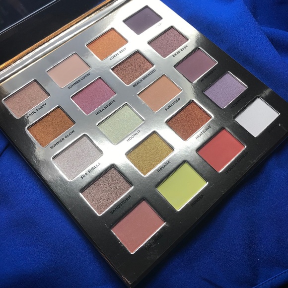 Iconic London Sunset To Sunrise Eyeshadow Palette ICONIC London | Makeup | Iconic Sunset To Sunrise Eyeshadow Palette